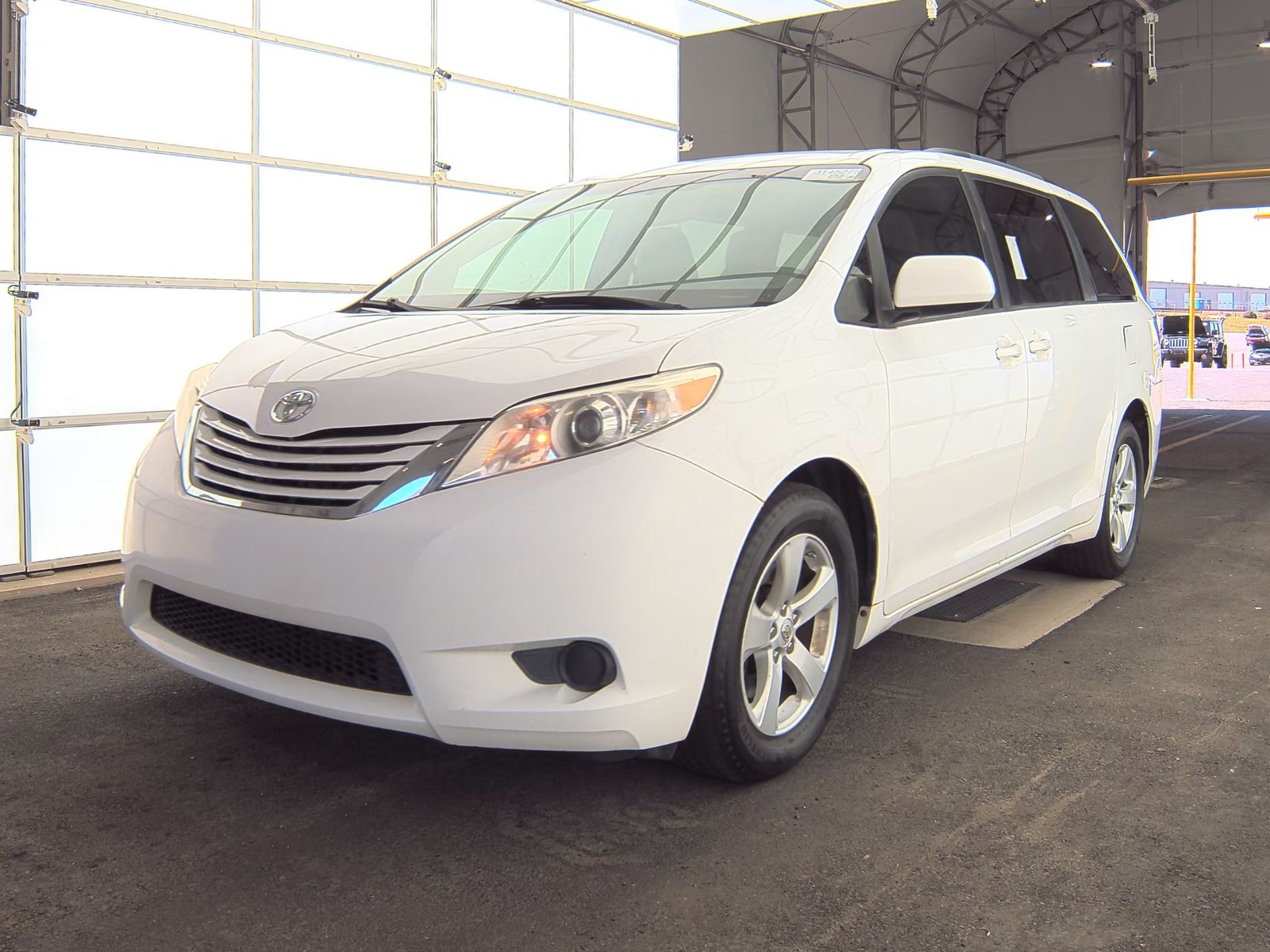 2017 Toyota Sienna LE FWD