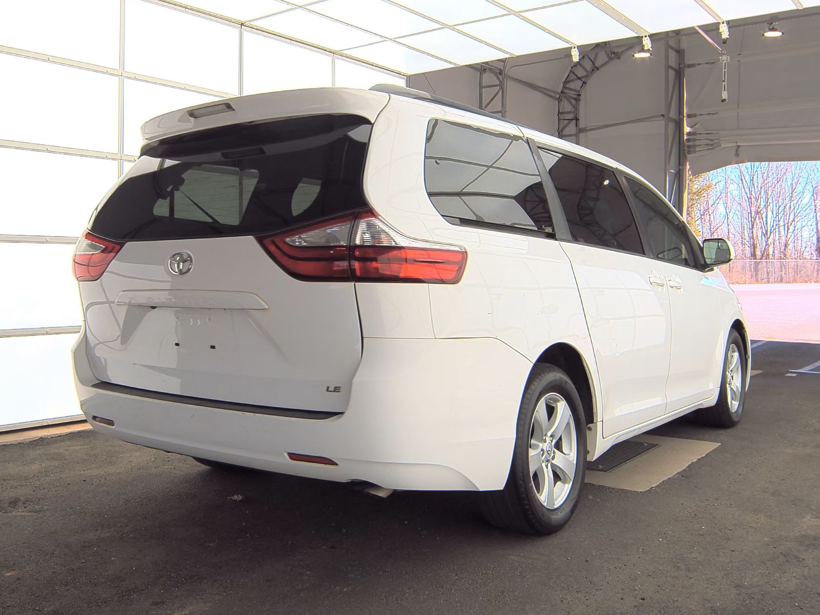 2017 Toyota Sienna LE FWD