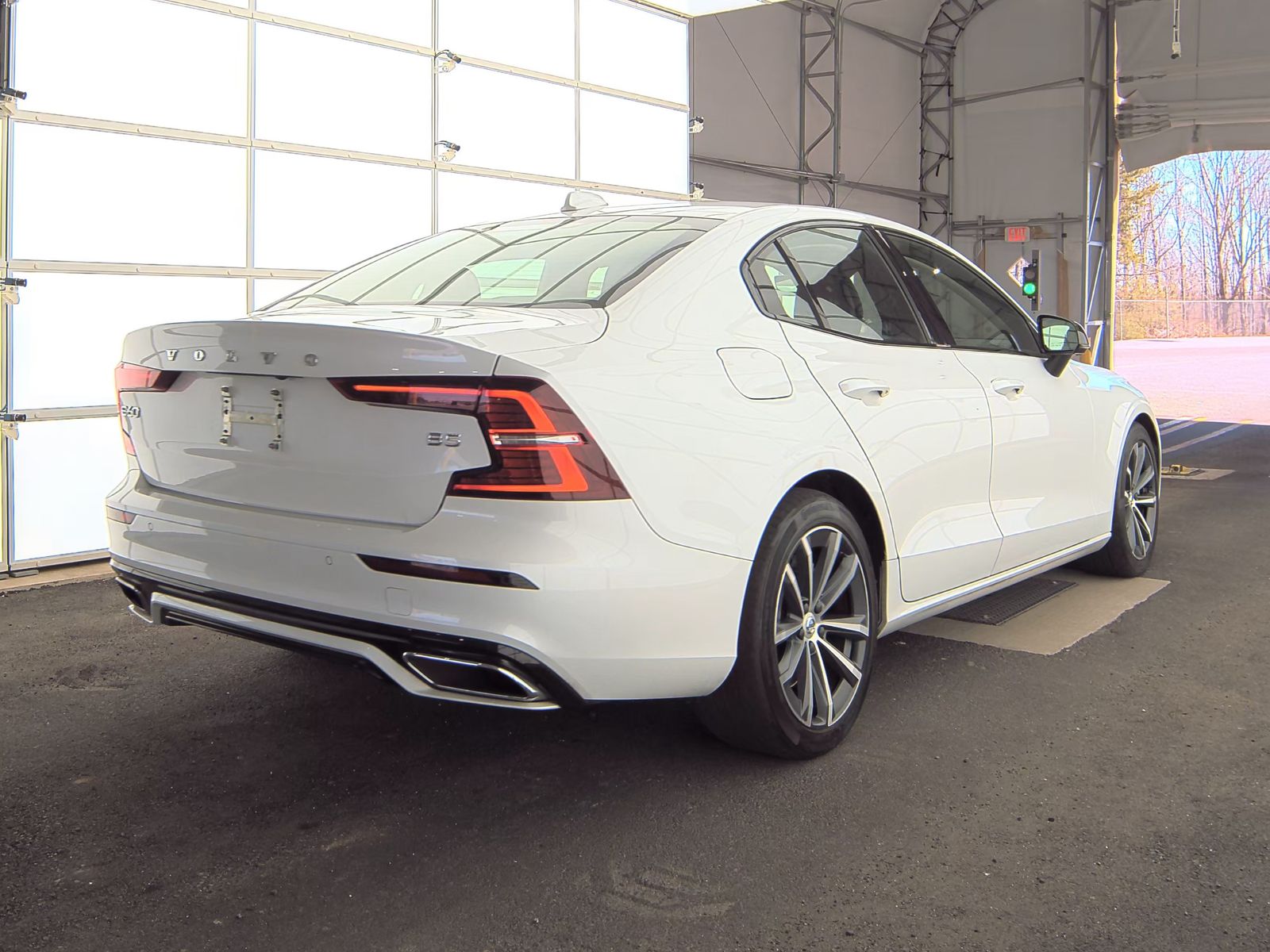 2022 Volvo S60 B5 Inscription FWD