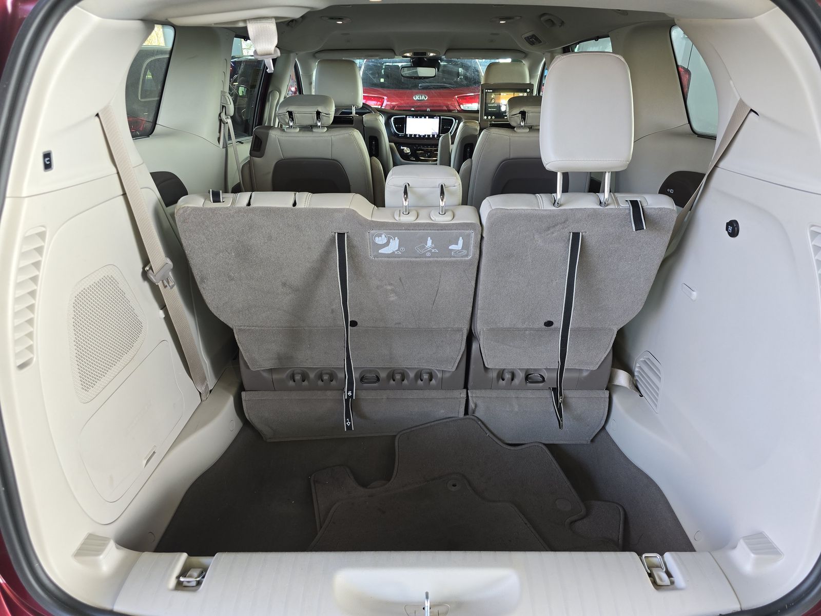 2021 Chrysler Pacifica Touring L FWD