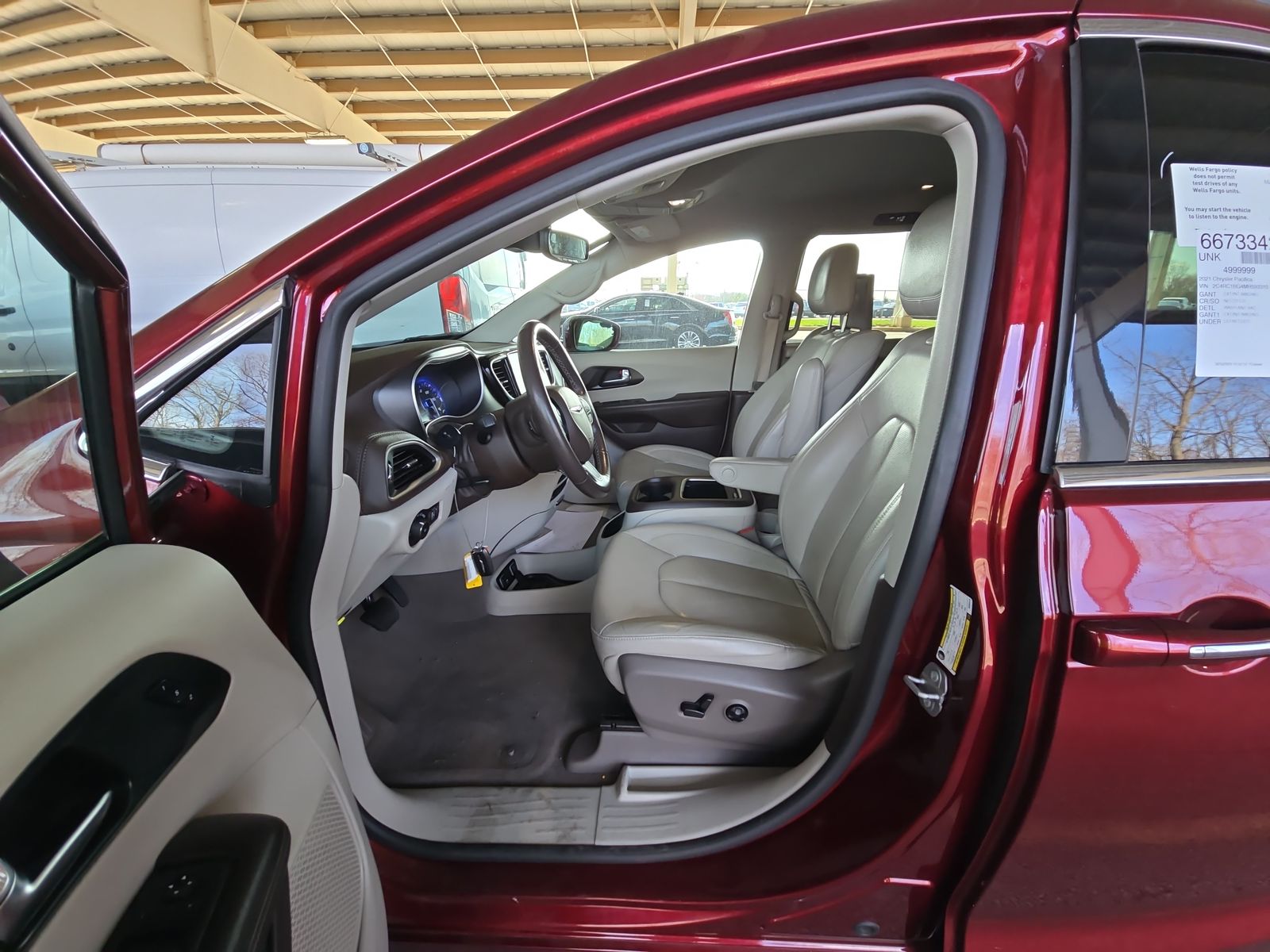 2021 Chrysler Pacifica Touring L FWD