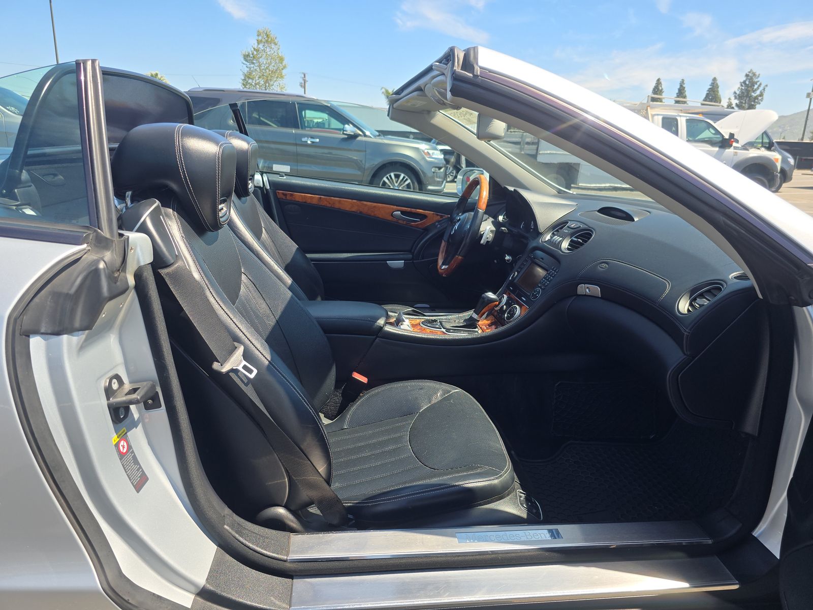 2011 Mercedes-Benz SL-Class SL 550 RWD