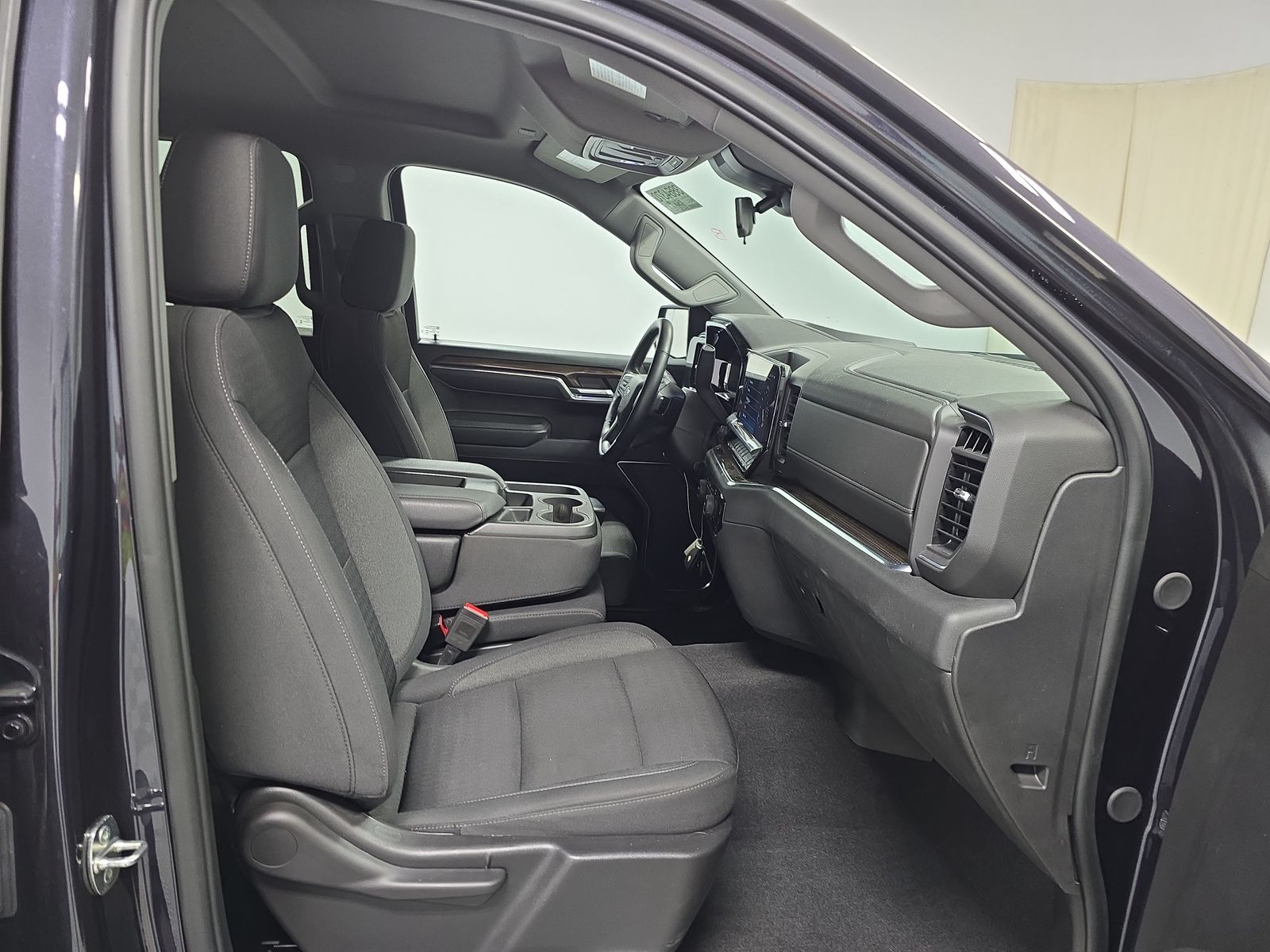 2024 Chevrolet Silverado 1500 RST AWD