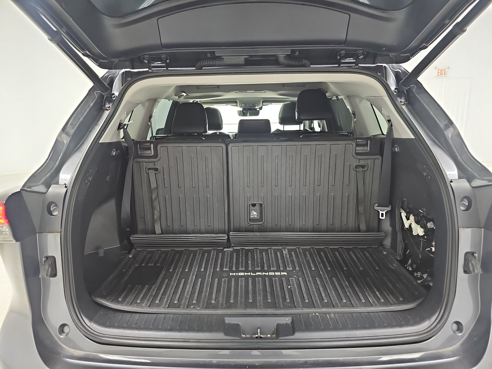 2021 Toyota Highlander Hybrid XLE AWD