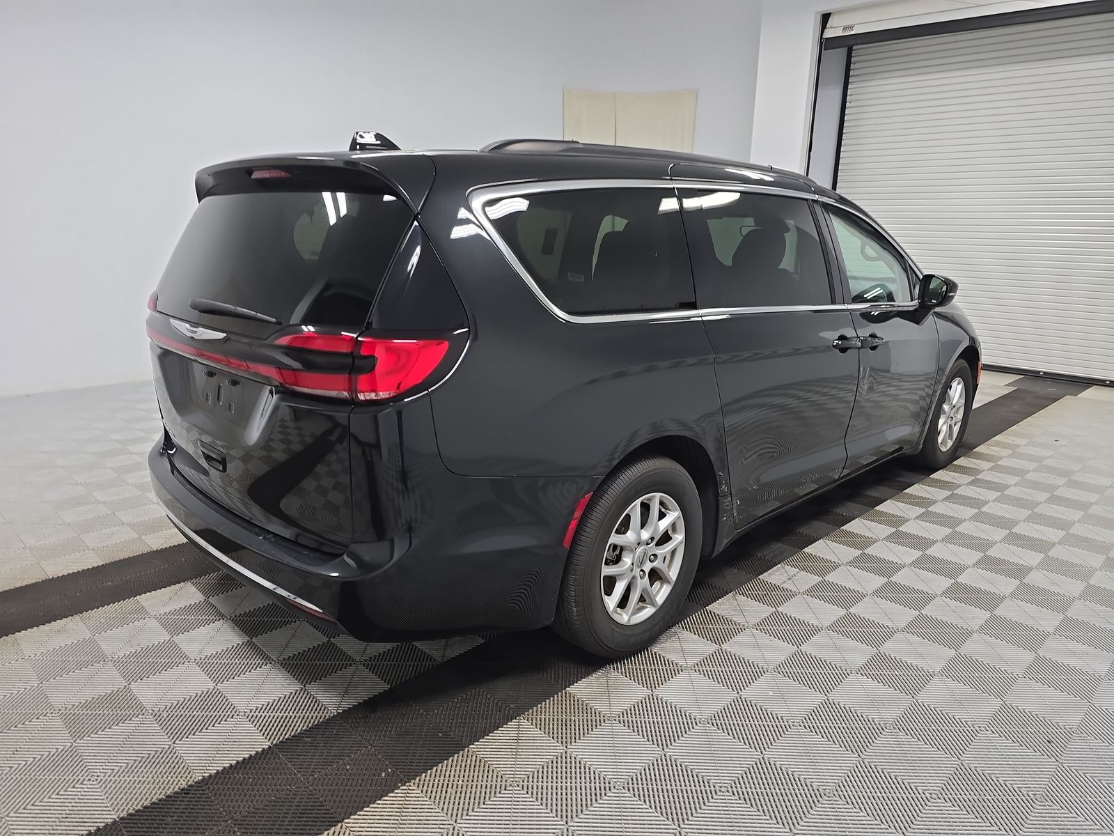 2022 Chrysler Pacifica Touring L FWD