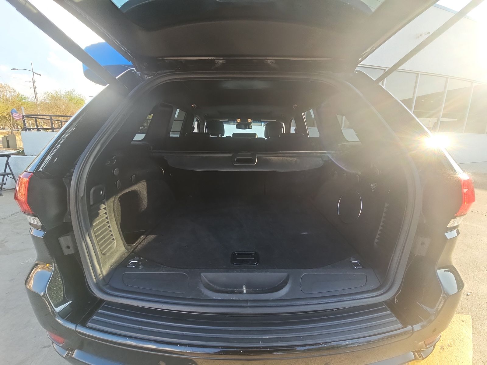 2015 Jeep Grand Cherokee Laredo Altitude Edition RWD