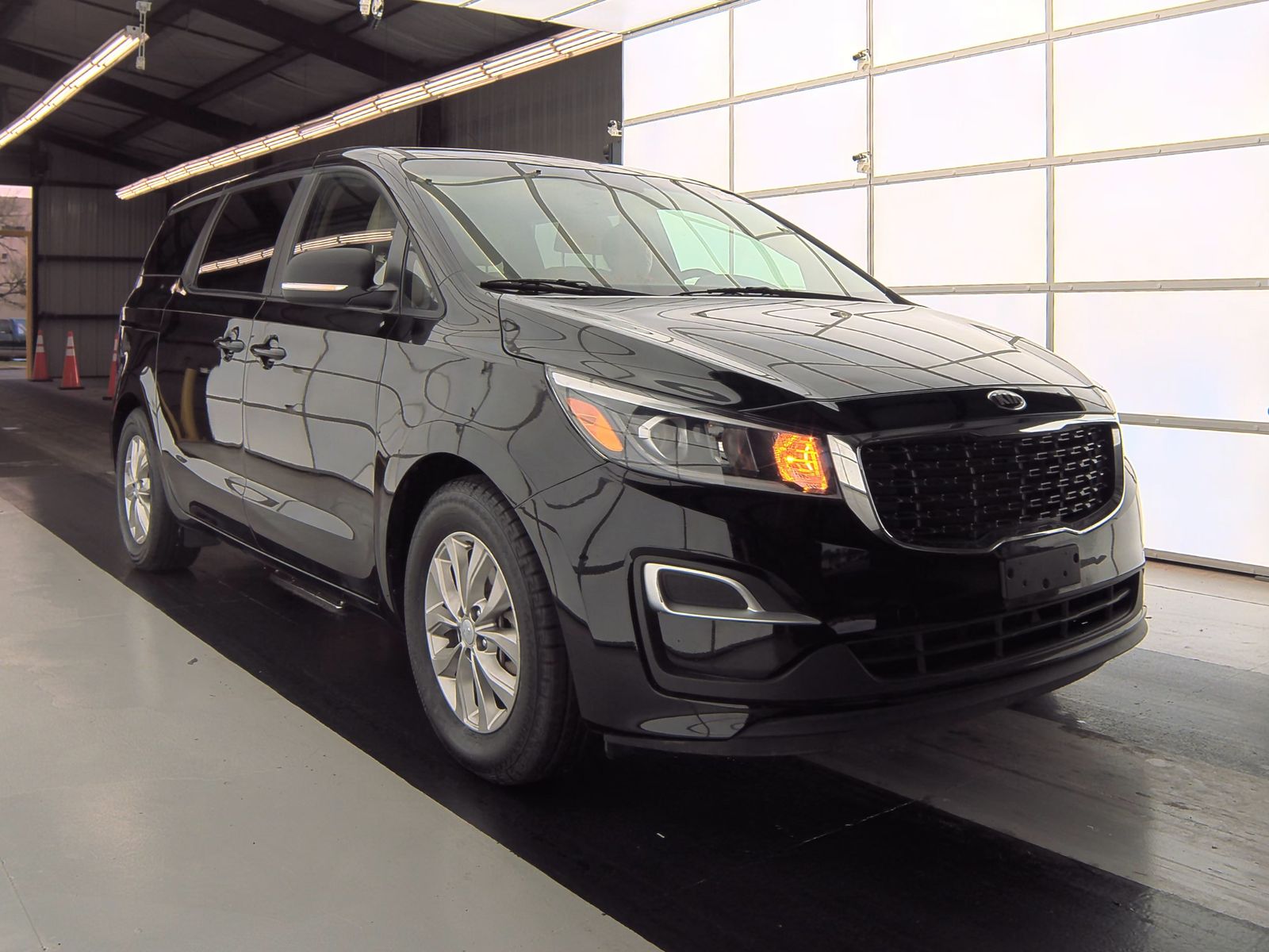 2019 Kia Sedona LX FWD