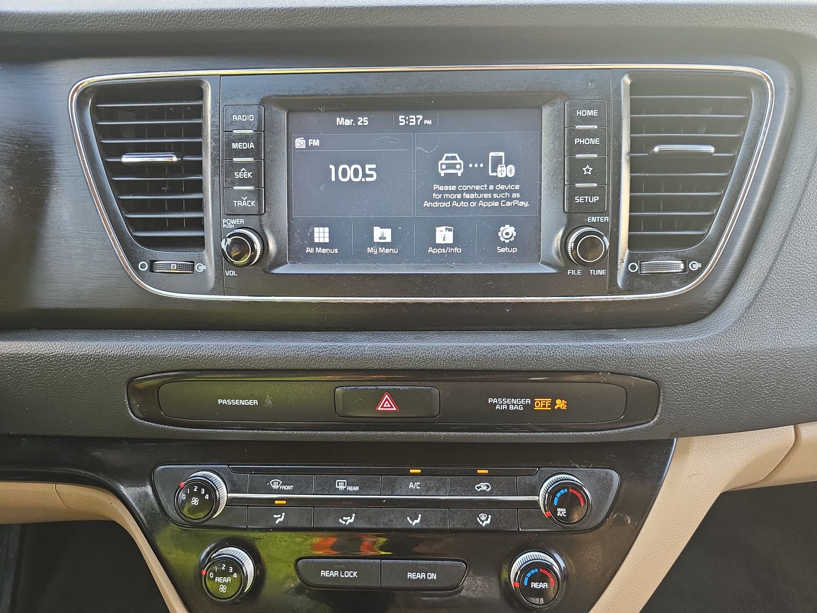 2019 Kia Sedona LX FWD