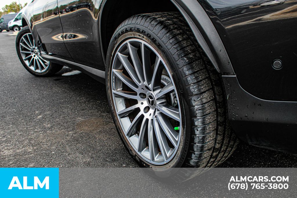 Mercedes-Benz GLC 300 4MATIC снимка Mercedes-Benz GLC 300 4MATIC
