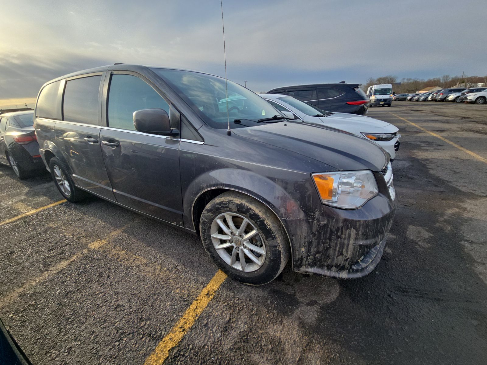 2020 Dodge Grand Caravan SXT FWD