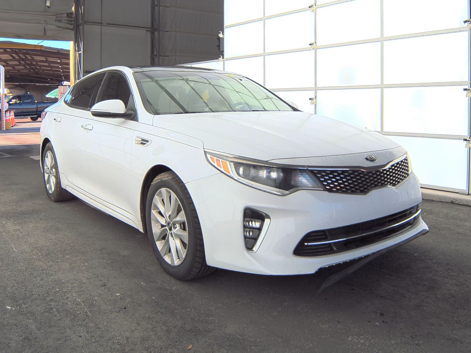2018 Kia Optima S FWD