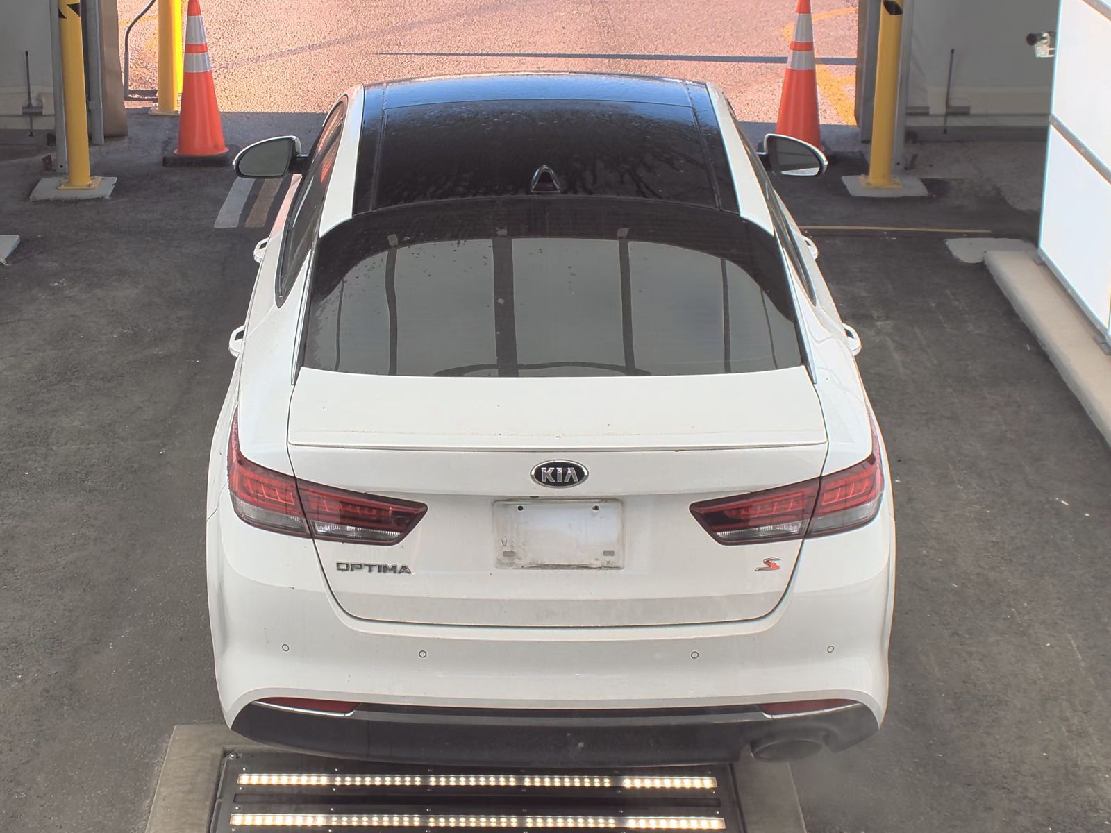 2018 Kia Optima S FWD