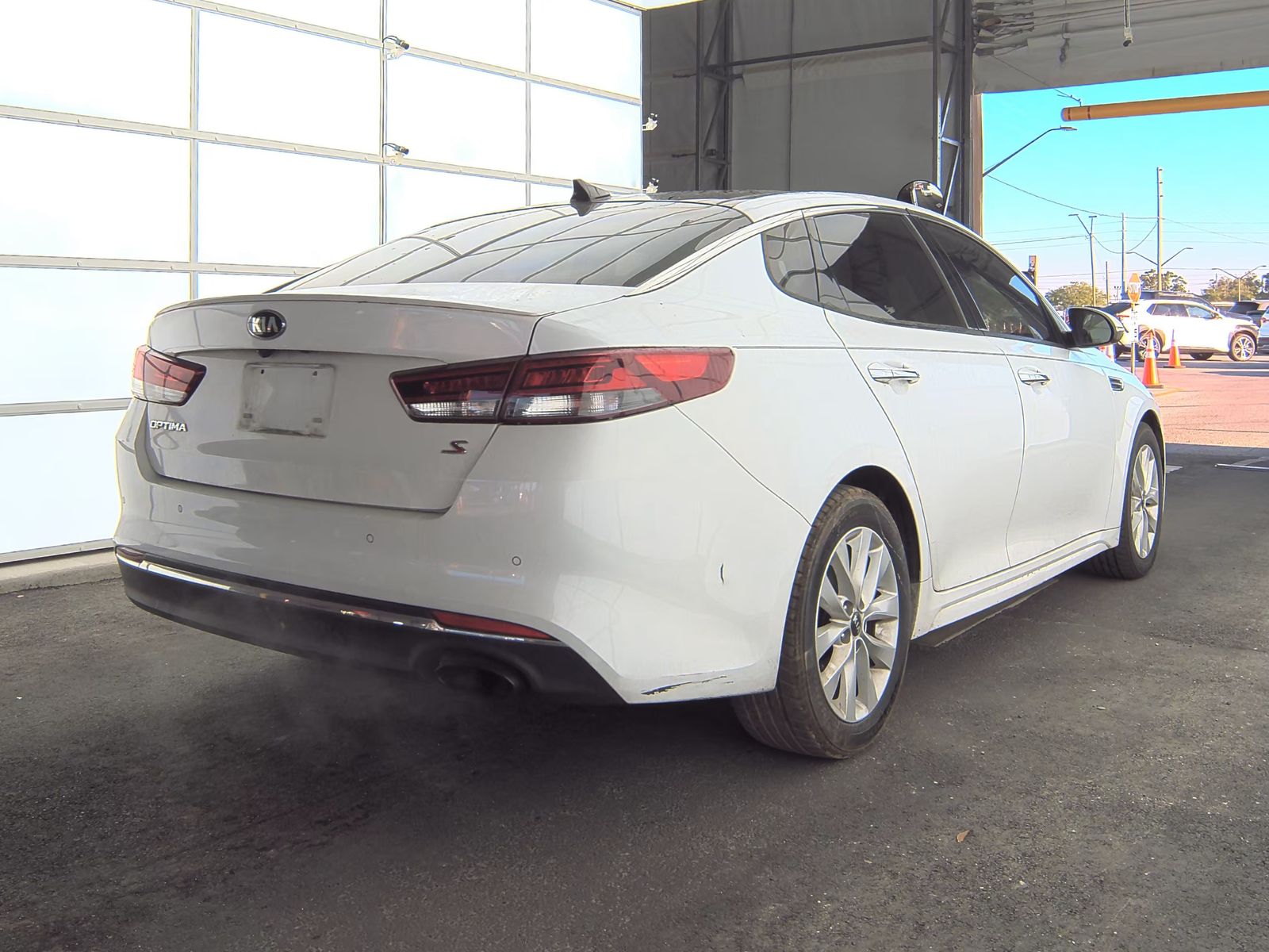 2018 Kia Optima S FWD