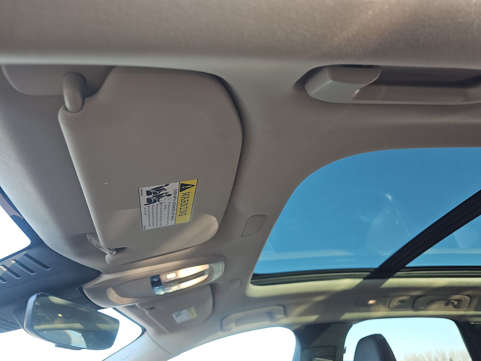 2023 Volvo XC60 B5 Plus AWD