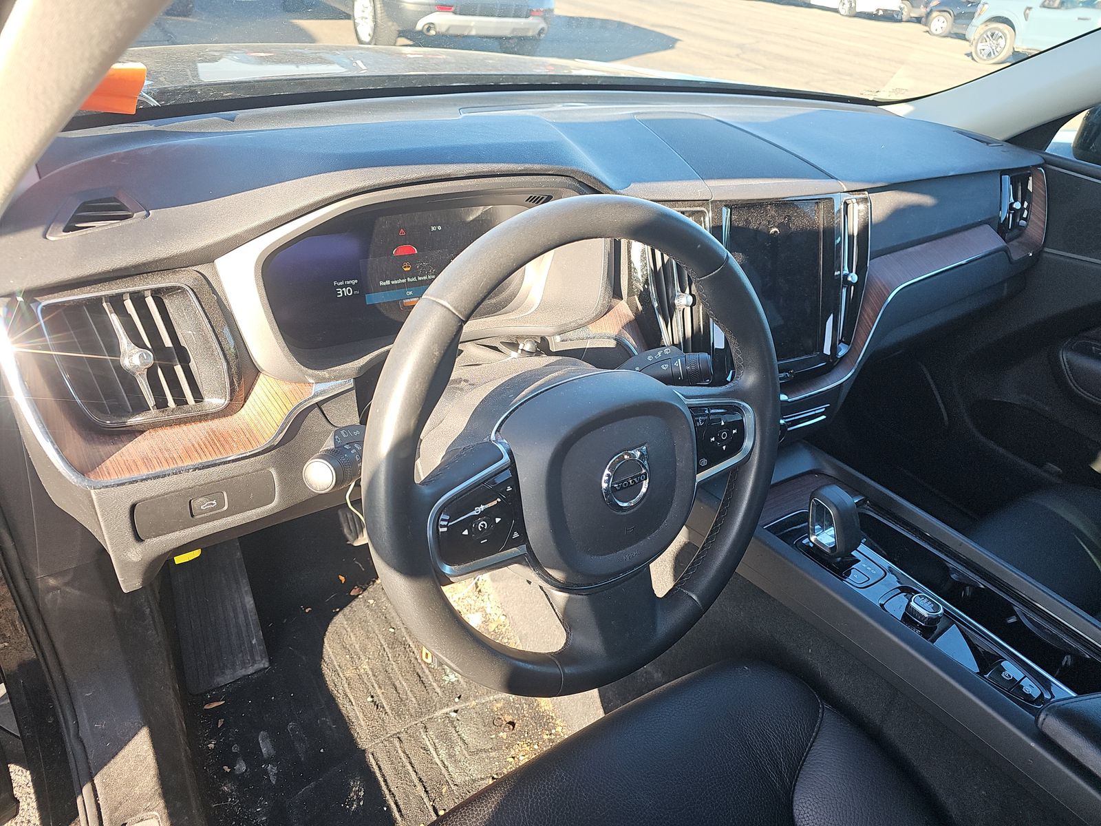 2023 Volvo XC60 B5 Plus AWD