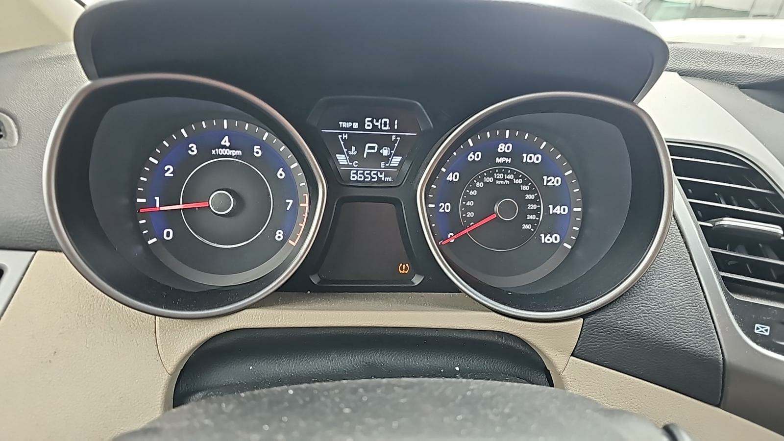 2015 Hyundai Elantra SE FWD