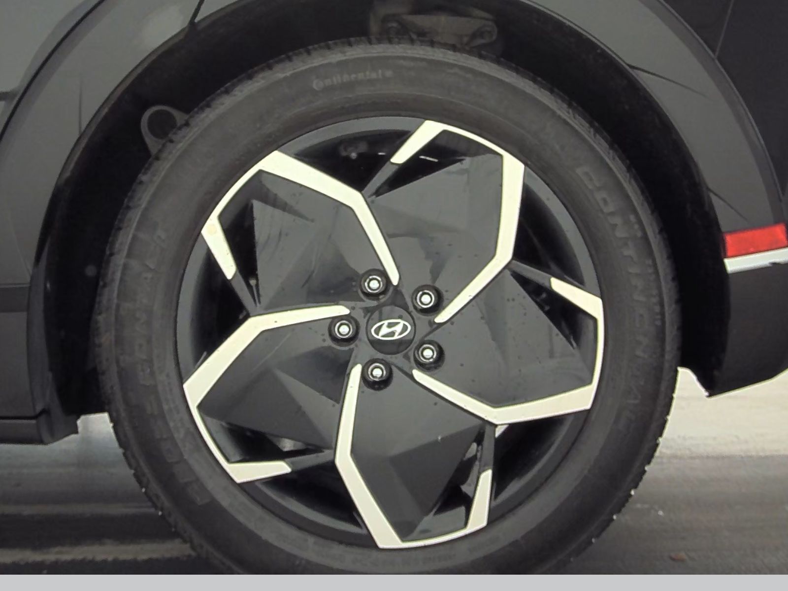 2022 Hyundai IONIQ 5 SEL RWD