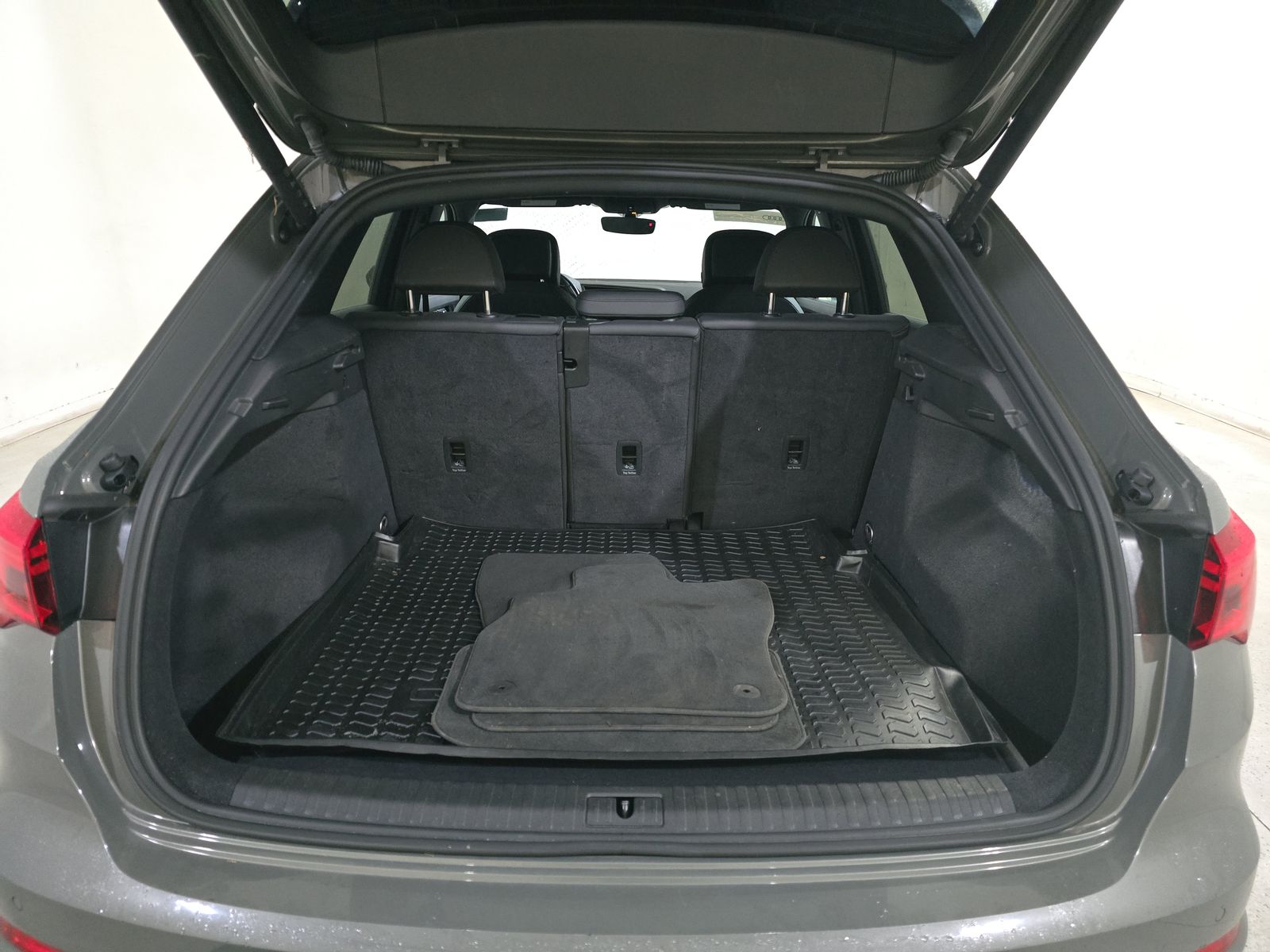 2021 Audi Q3 2.0T Premium Plus AWD