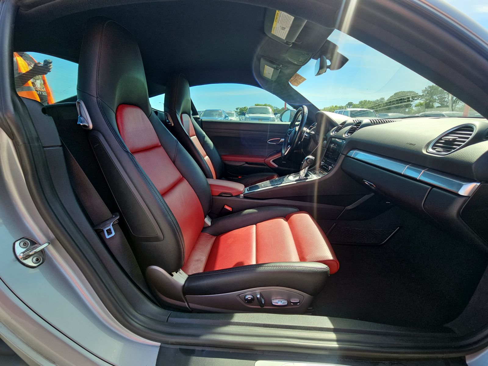 2018 Porsche 718 Cayman Base RWD