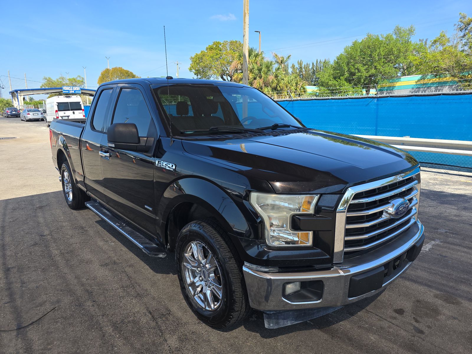 2017 Ford F-150 XLT RWD