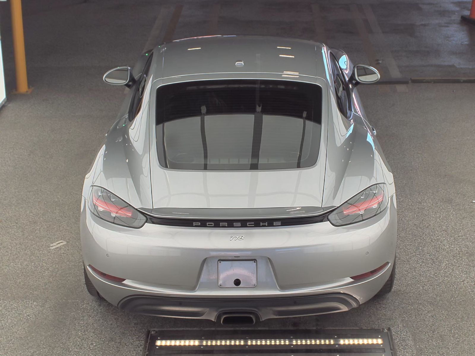 2018 Porsche 718 Cayman Base RWD