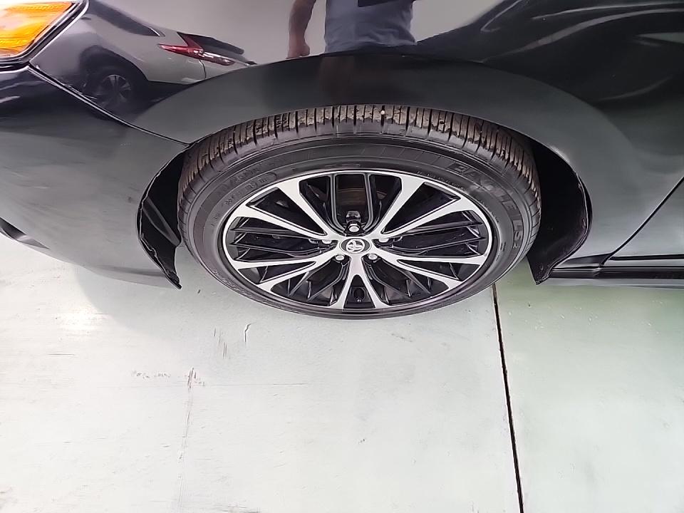 2020 Toyota Camry SE FWD