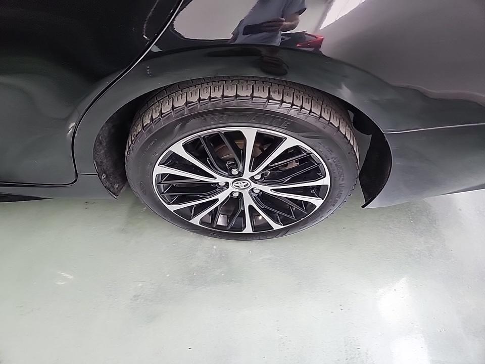 2020 Toyota Camry SE FWD