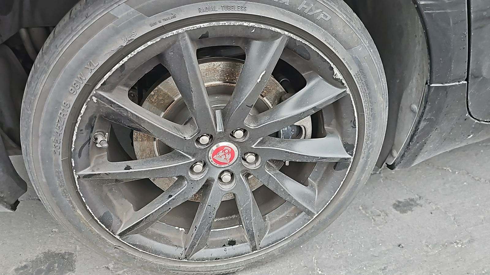 2014 Jaguar XF 2.0T RWD