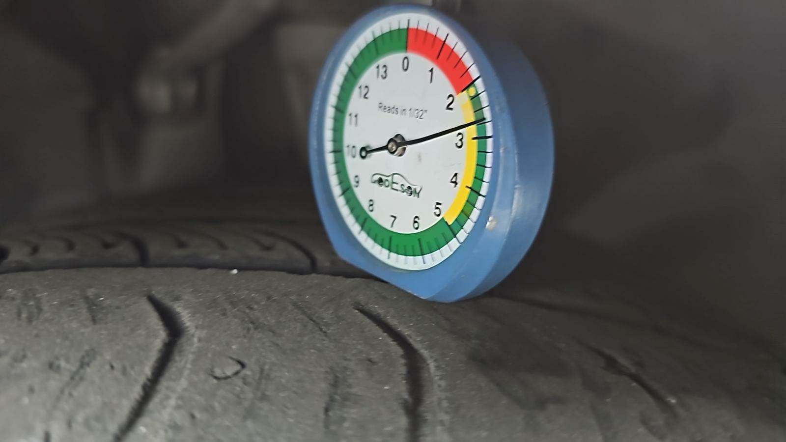 2014 Jaguar XF 2.0T RWD