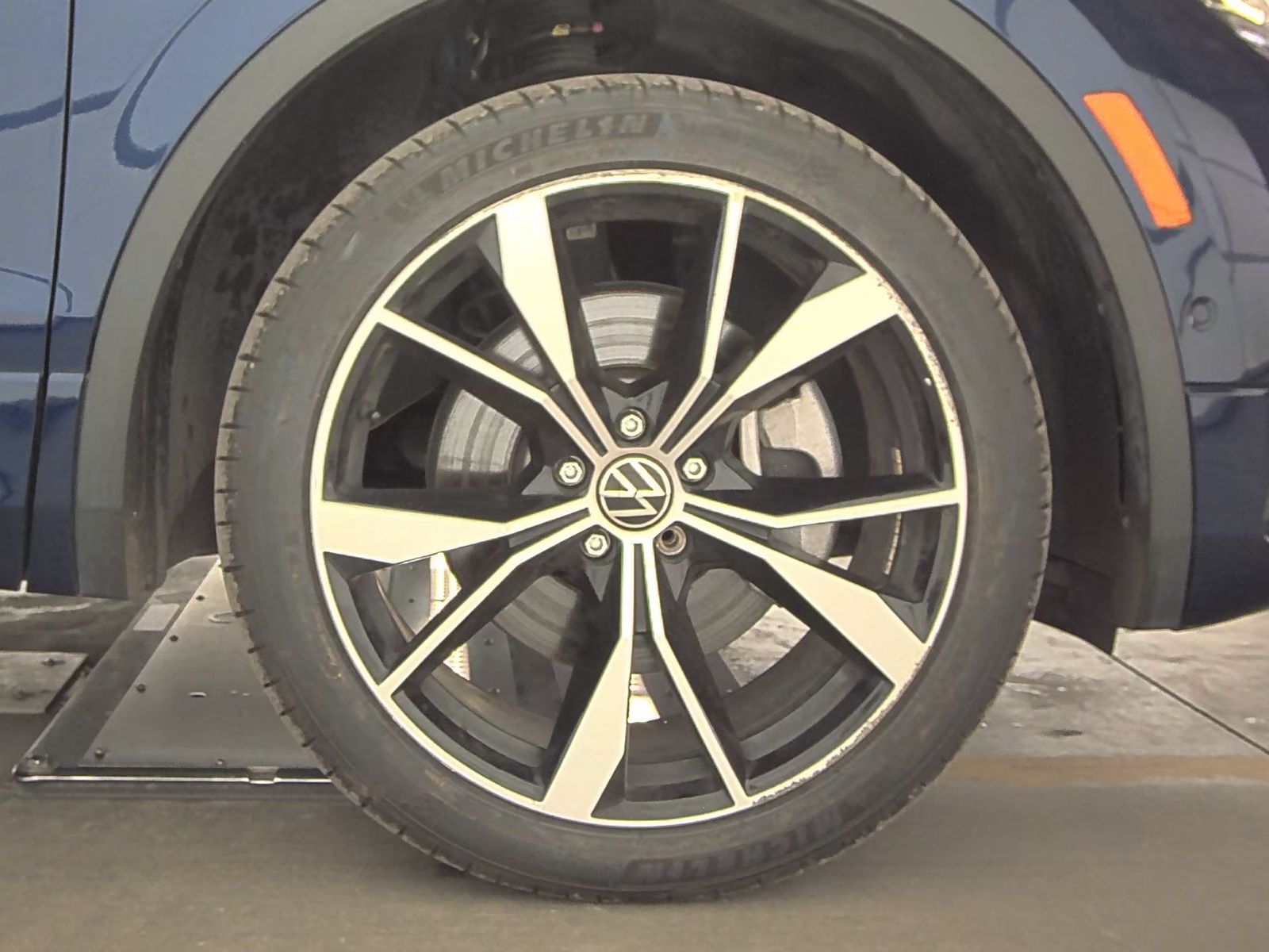 2022 Volkswagen Tiguan 2.0T SEL R-Line AWD