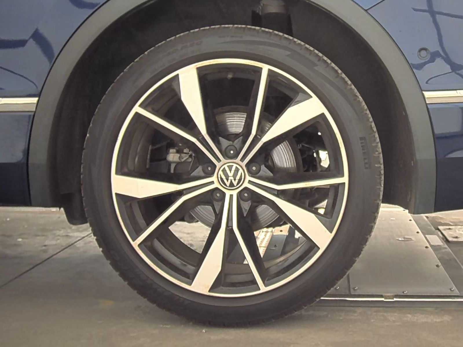 2022 Volkswagen Tiguan 2.0T SEL R-Line AWD