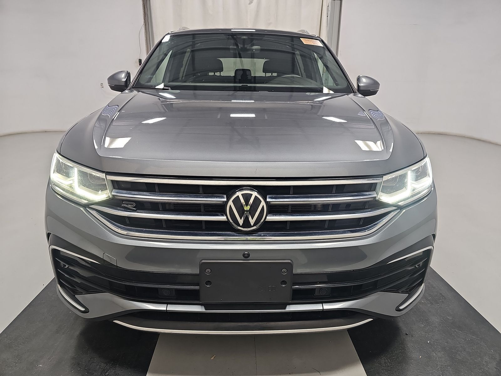 2022 Volkswagen Tiguan 2.0T SEL R-Line AWD