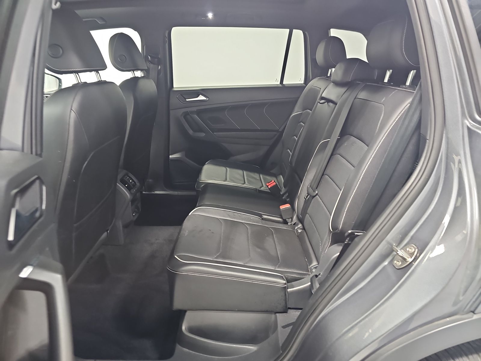 2022 Volkswagen Tiguan 2.0T SEL R-Line AWD