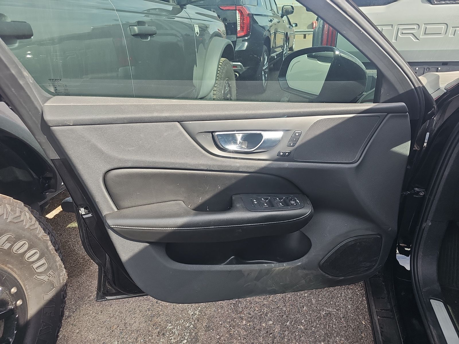 2022 Volvo S60 B5 Inscription FWD