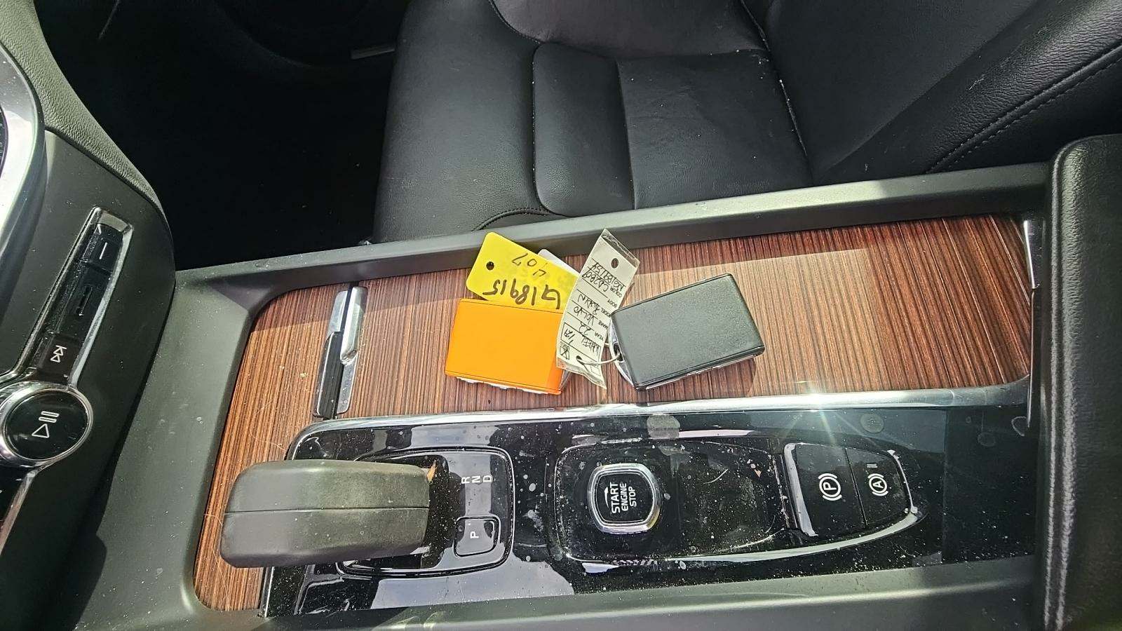 2022 Volvo S60 B5 Inscription FWD