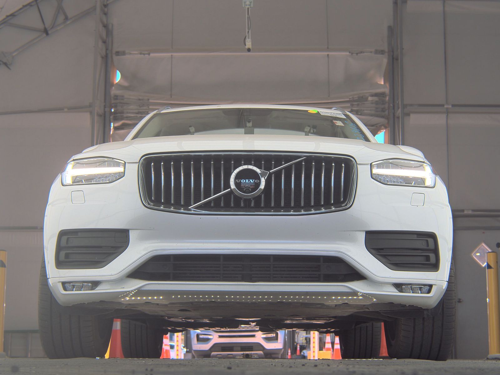 2021 Volvo XC90 T6 Momentum AWD