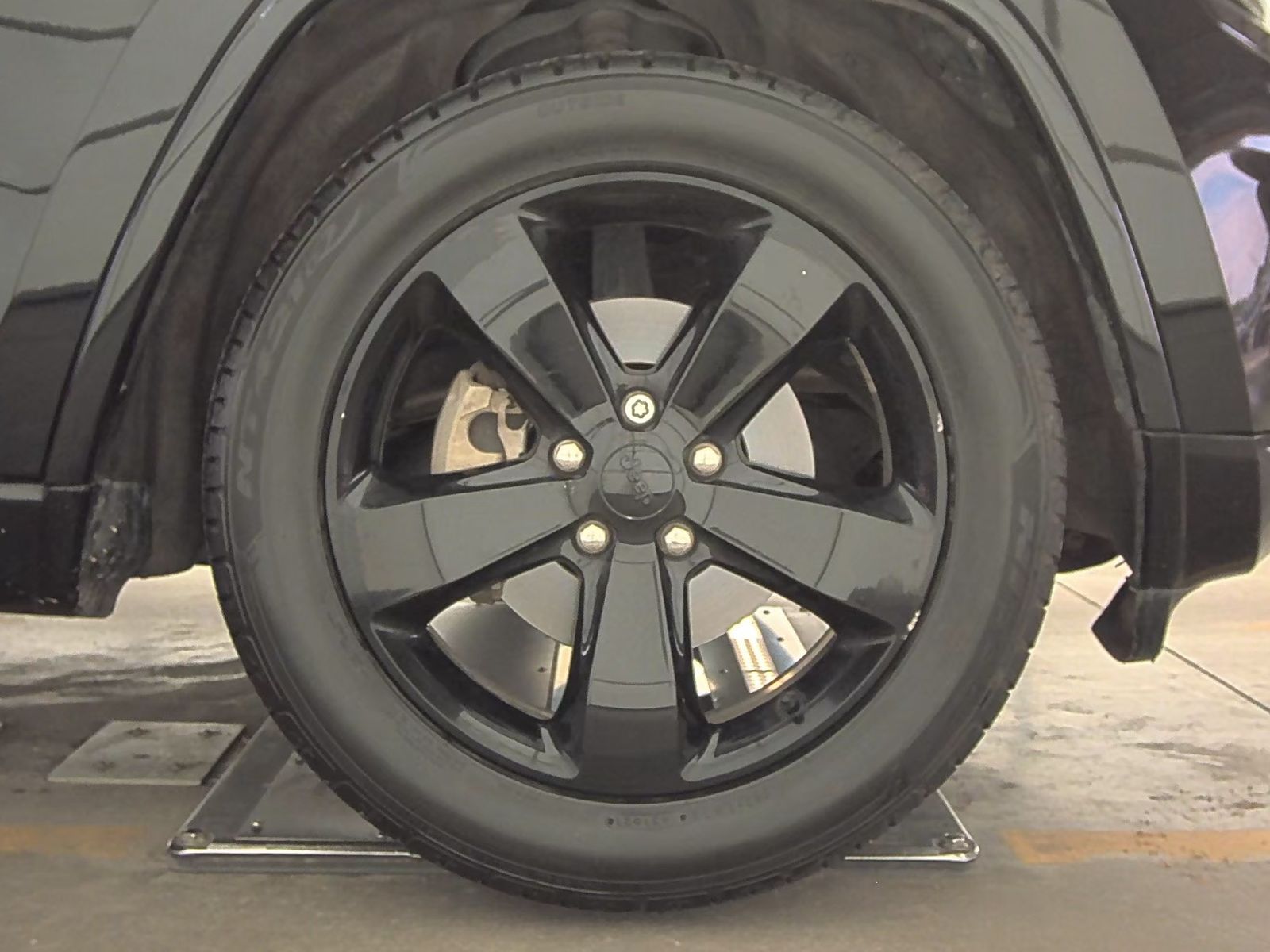 2015 Jeep Grand Cherokee Laredo Altitude Edition RWD