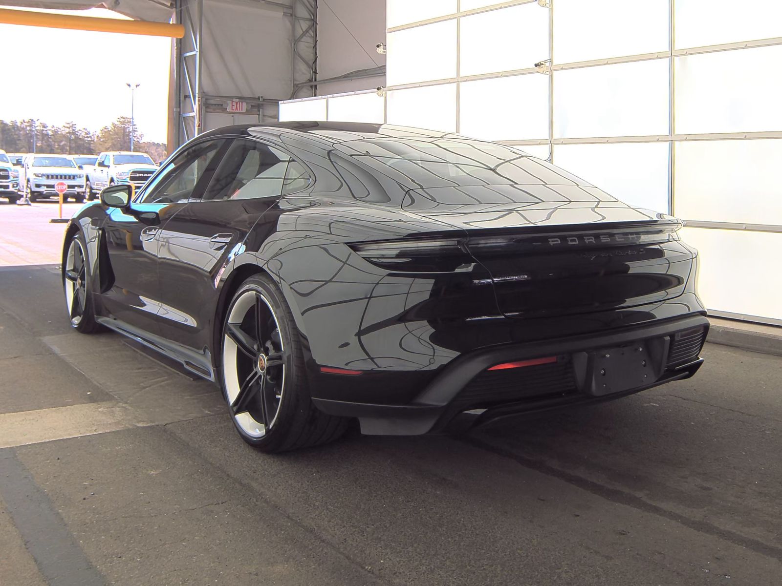 2021 Porsche Taycan Turbo S AWD