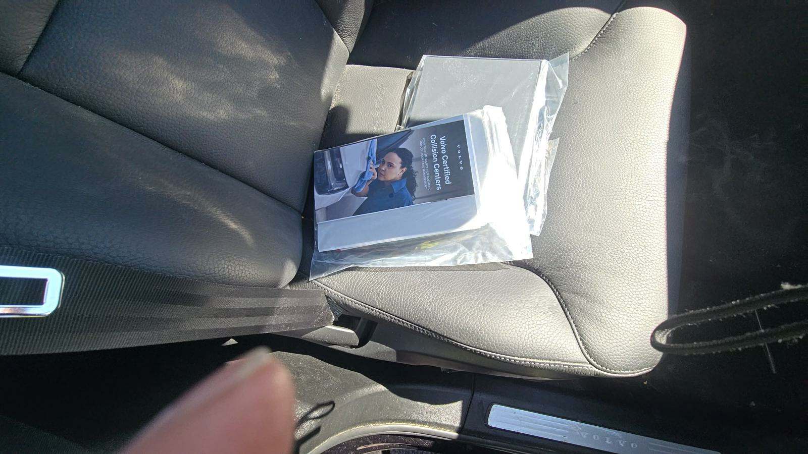 2023 Volvo XC60 B5 Plus AWD