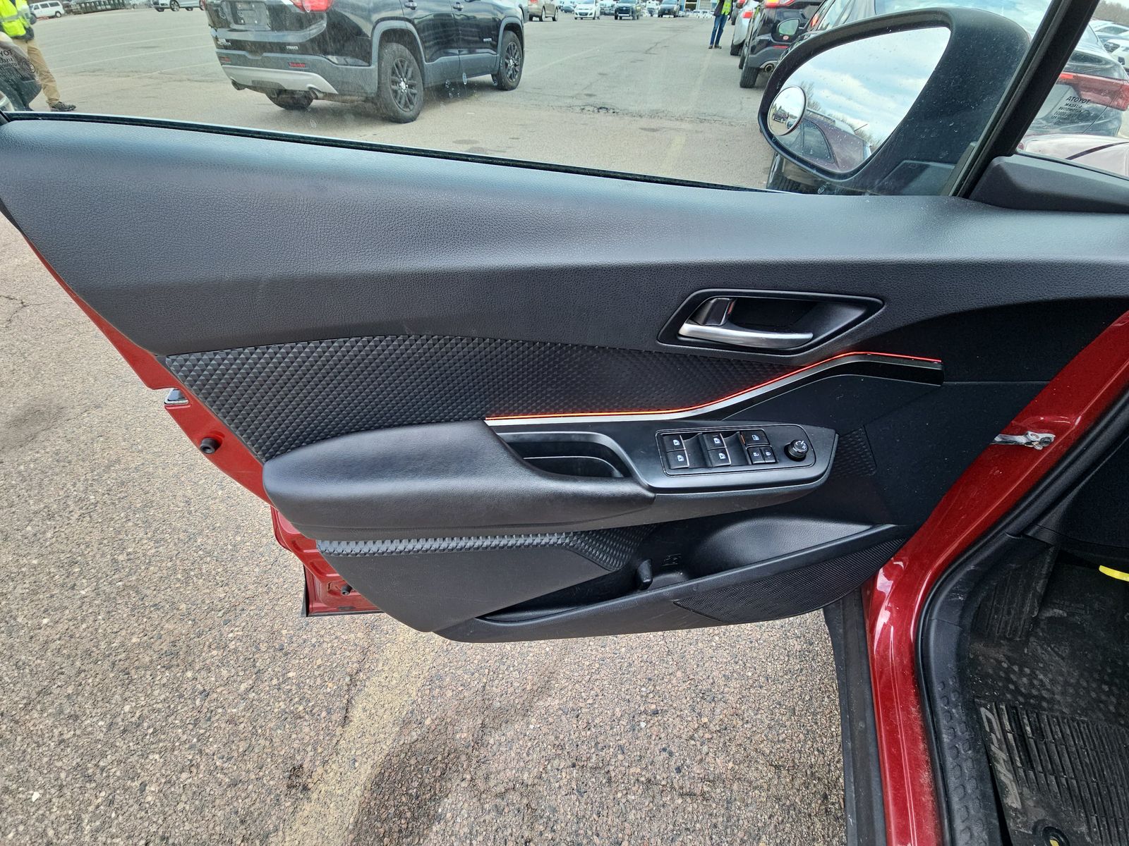 2018 Toyota C-HR XLE FWD