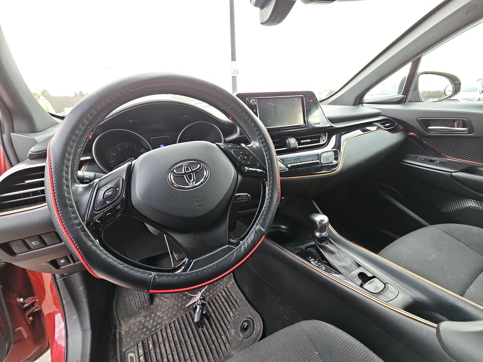 2018 Toyota C-HR XLE FWD