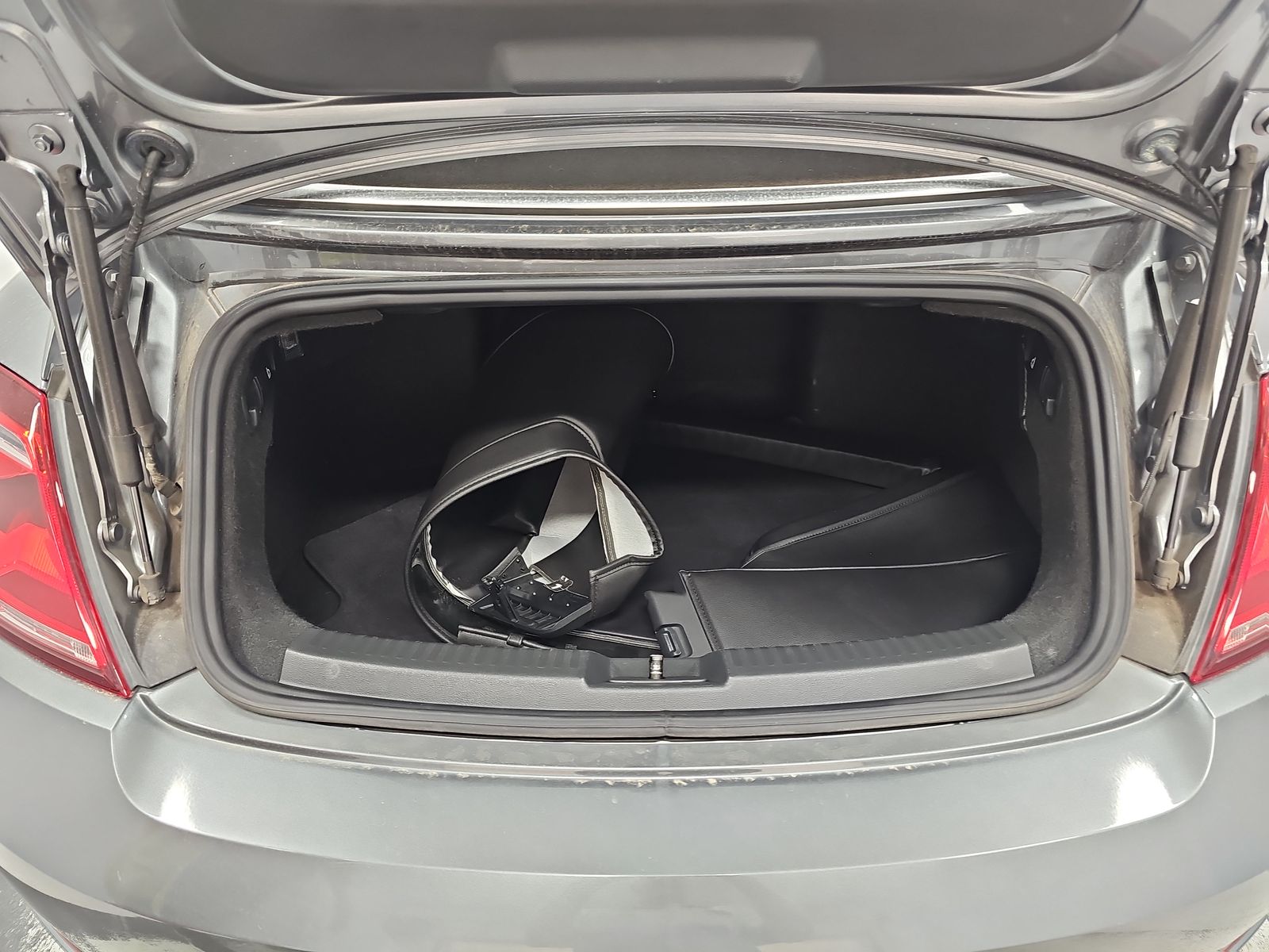 2018 Volkswagen Beetle Convertible Coast FWD