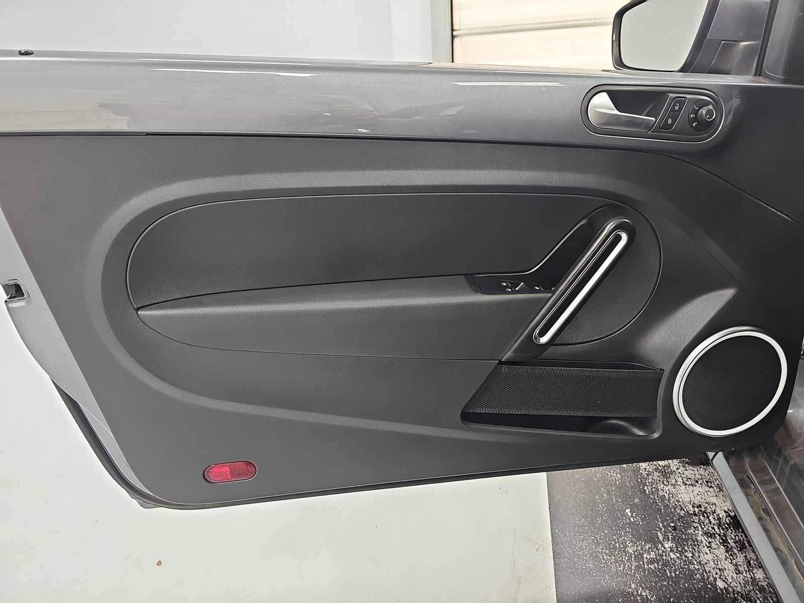 2018 Volkswagen Beetle Convertible Coast FWD