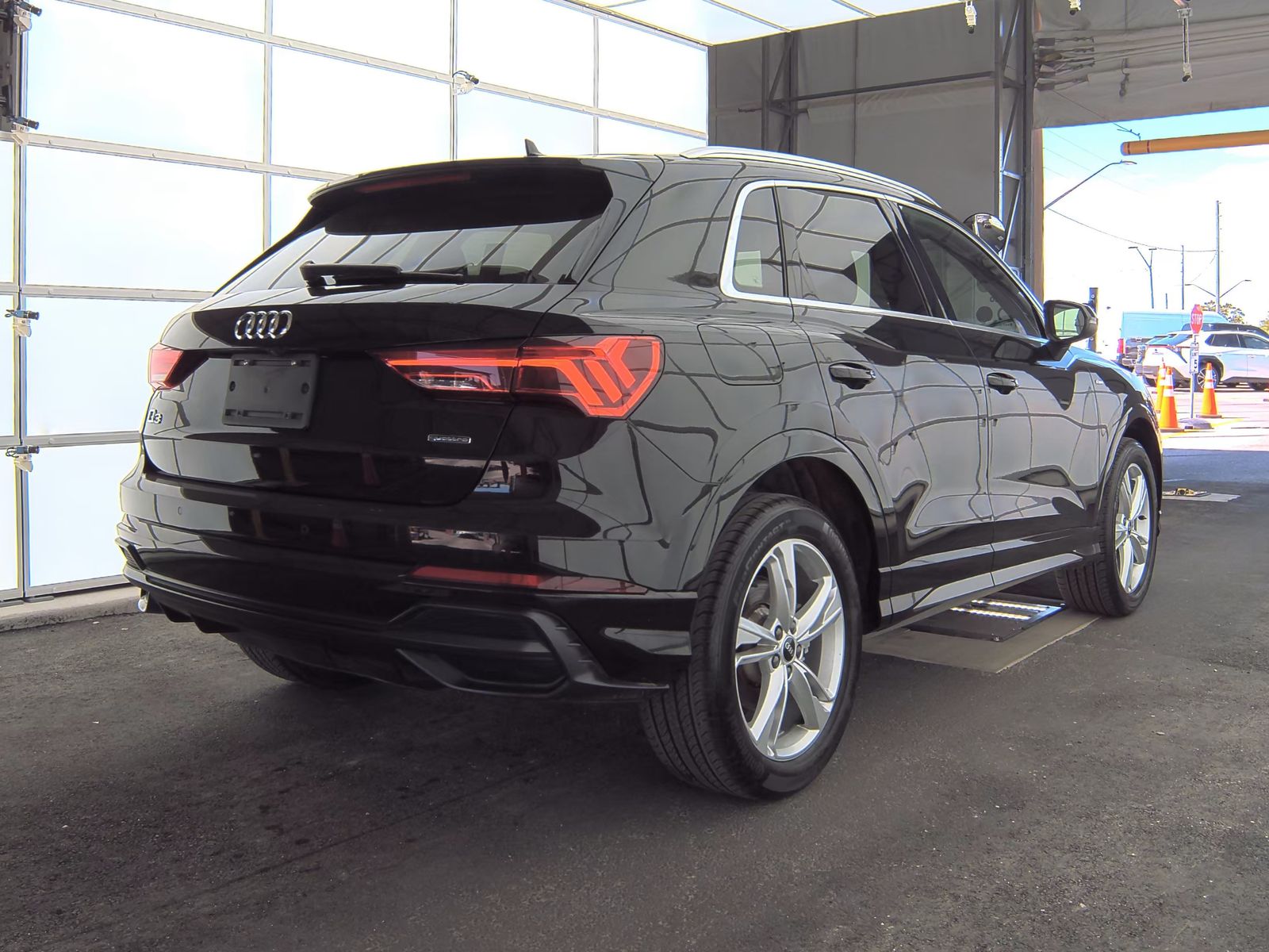 2022 Audi Q3 2.0T S line Premium AWD