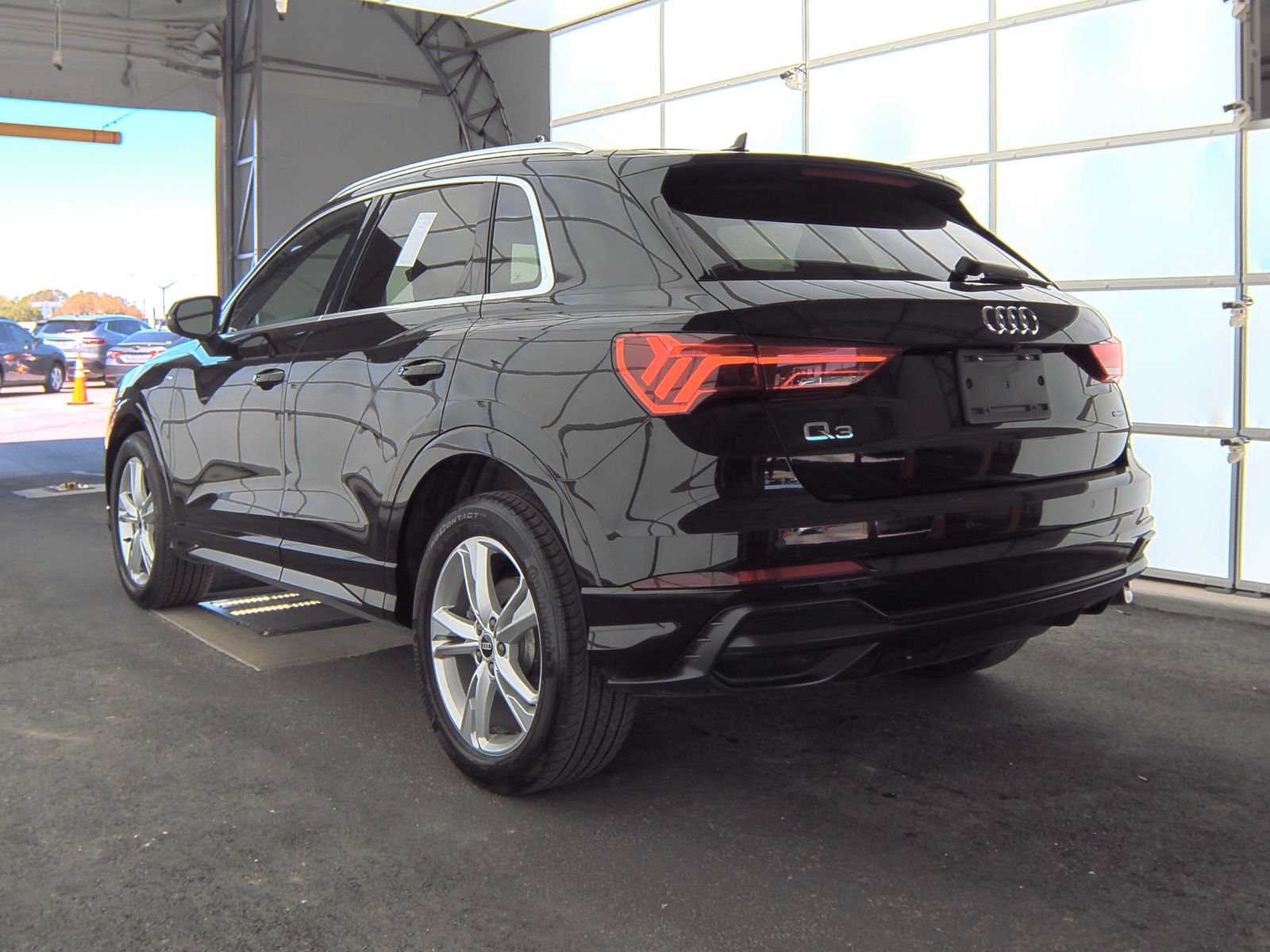 2022 Audi Q3 2.0T S line Premium AWD