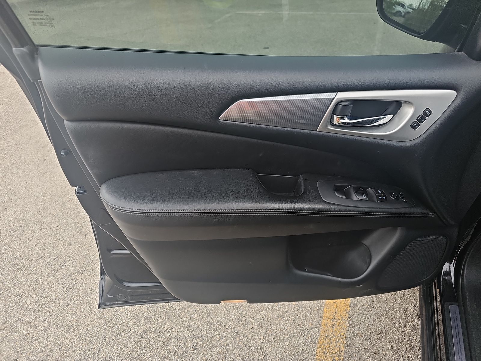2019 Nissan Pathfinder SL FWD