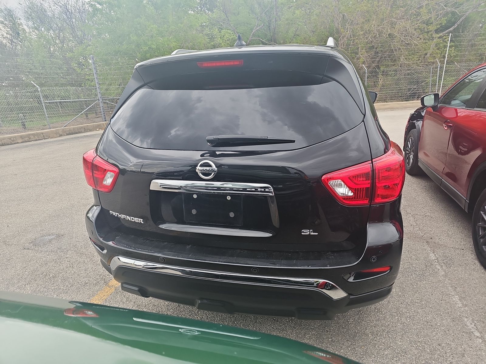 2019 Nissan Pathfinder SL FWD