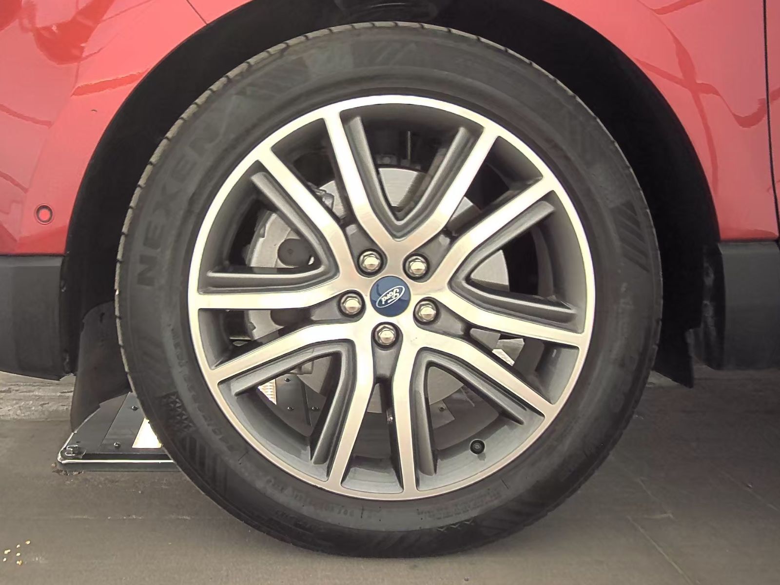 2021 Ford Edge Titanium FWD