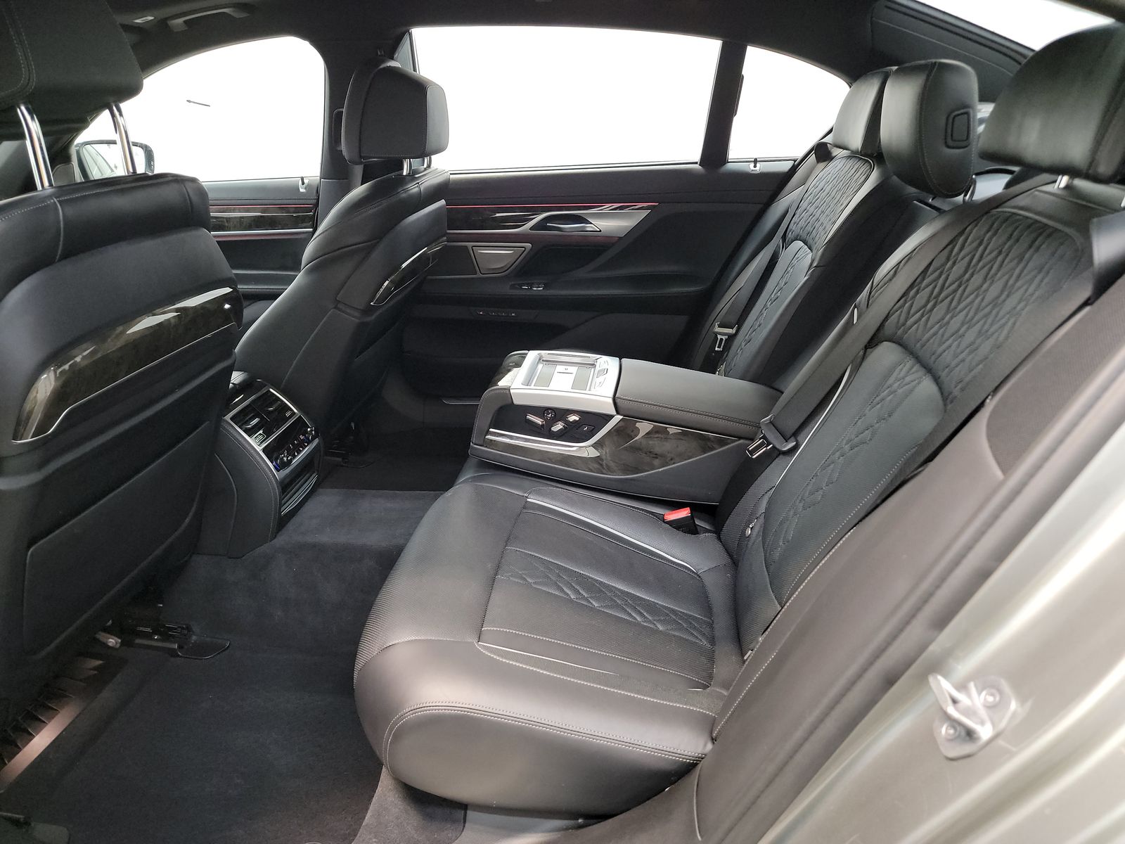 2020 BMW 7 Series 750i xDrive AWD