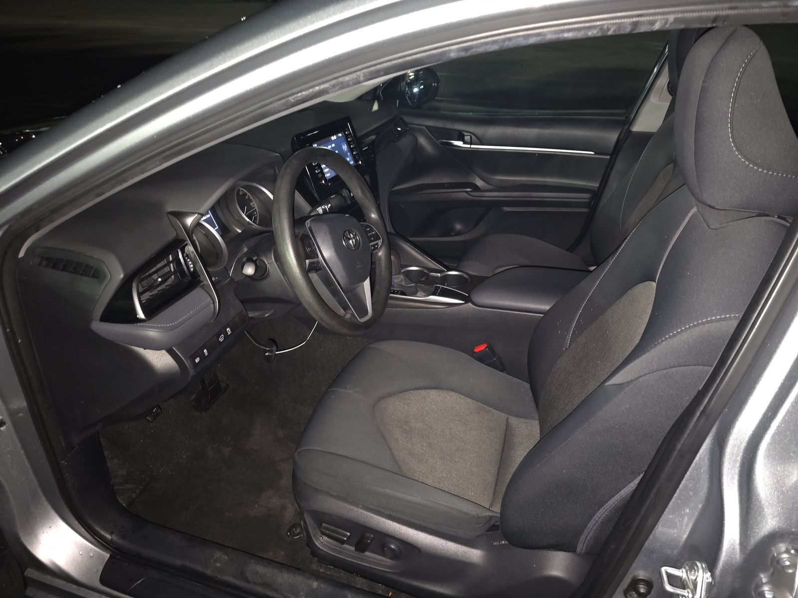 2022 Toyota Camry LE FWD